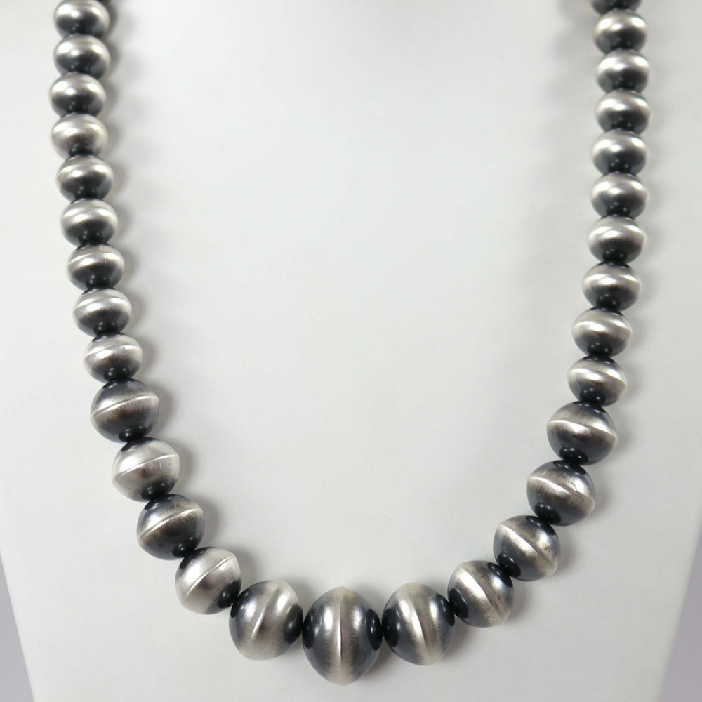 Navajo Pearl Necklace by Ruby Haley - Garland's